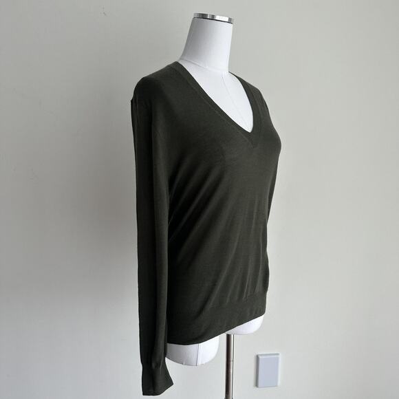 J Crew Collection Sweater Womens Medium Italian Cashmere V Neck Lightweight - Picture 5 of 9